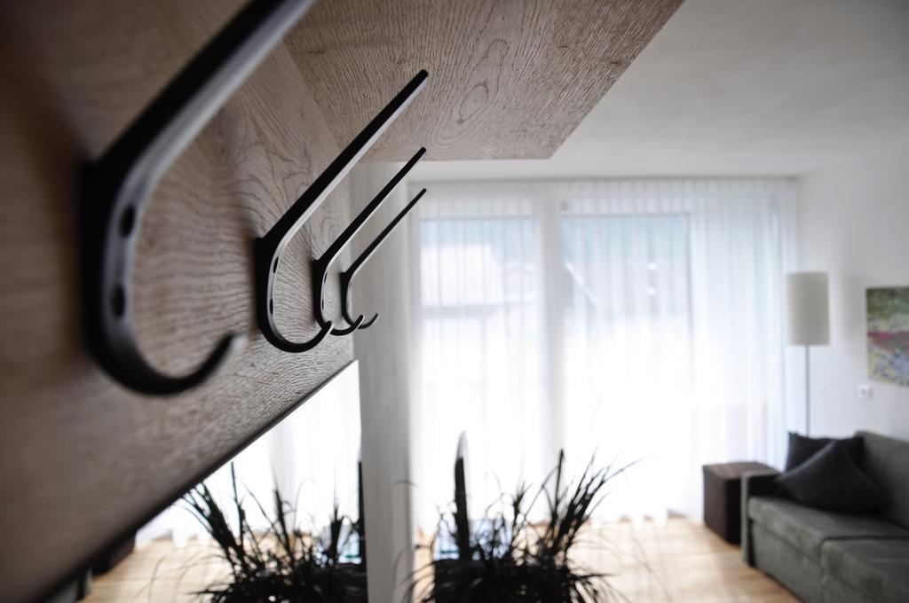 Alpenchalet Apartments パルチーネス エクステリア 写真