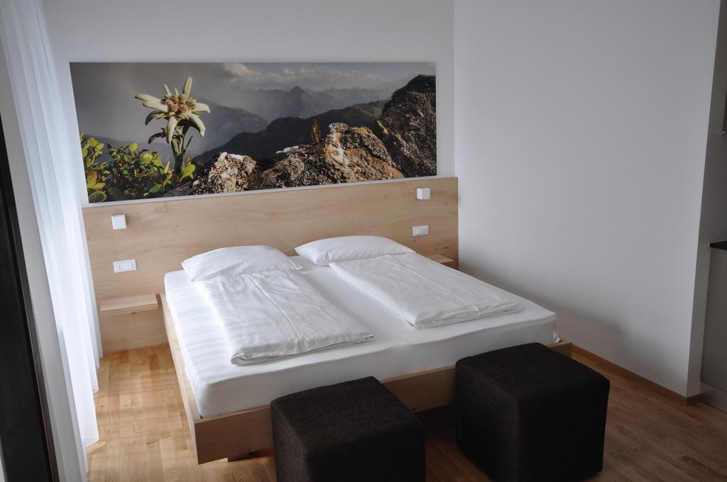 Alpenchalet Apartments パルチーネス エクステリア 写真