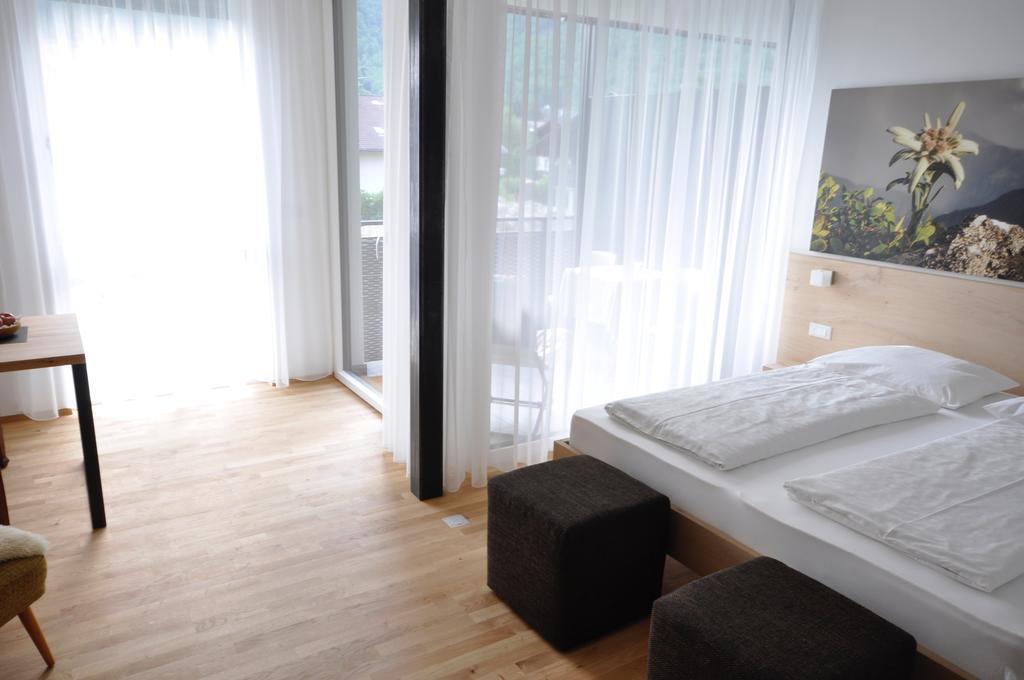 Alpenchalet Apartments パルチーネス エクステリア 写真